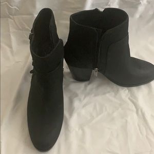 Black Ankle Boot!